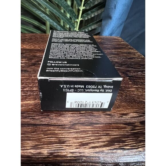 Revision Brightening Facial Wash 3.4 oz. New and Unopened in Box! - Picture 7 of 8